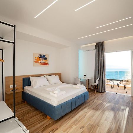 Vila Amare Sarandë Exteriör bild