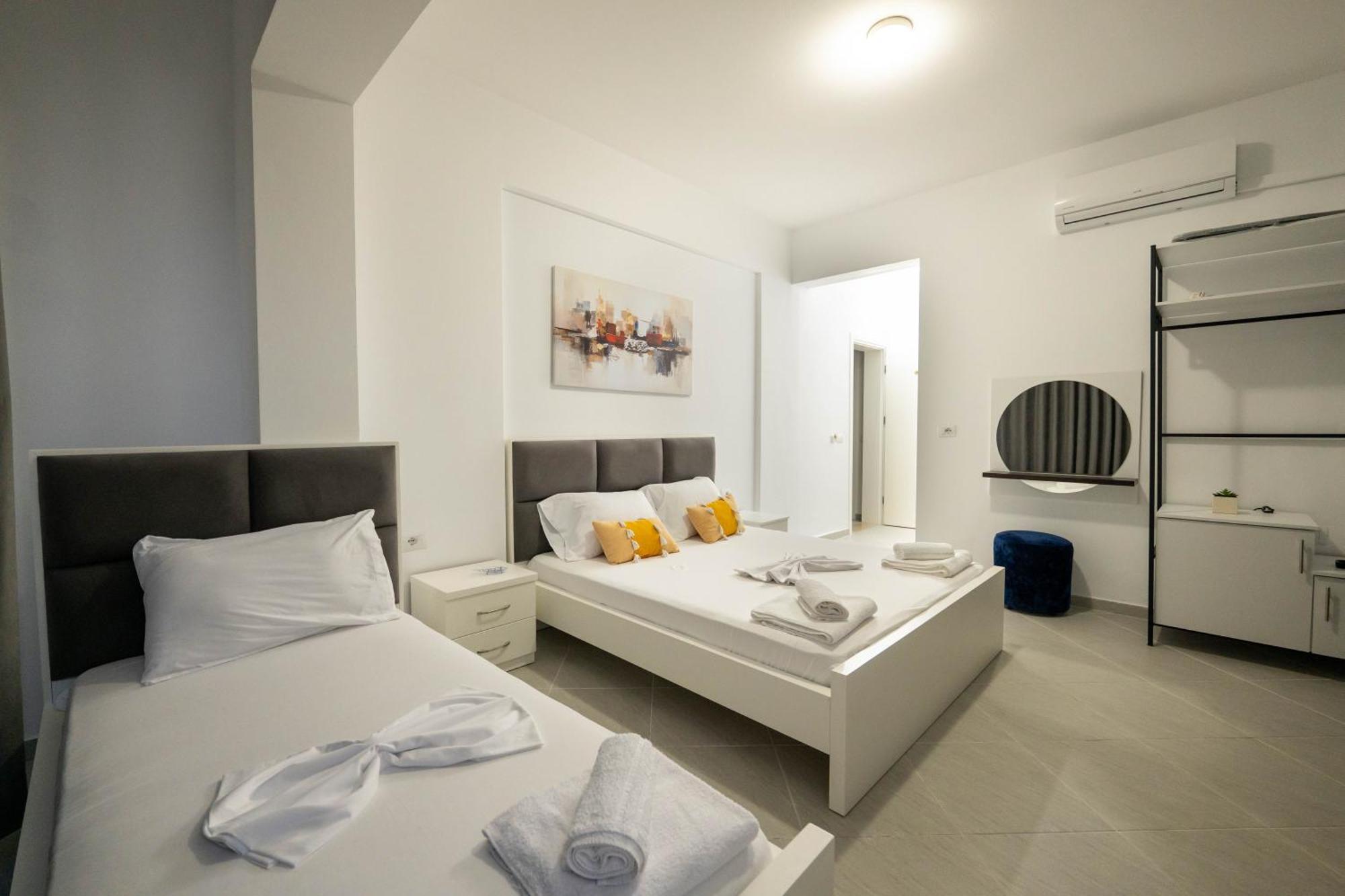Vila Amare Sarandë Exteriör bild