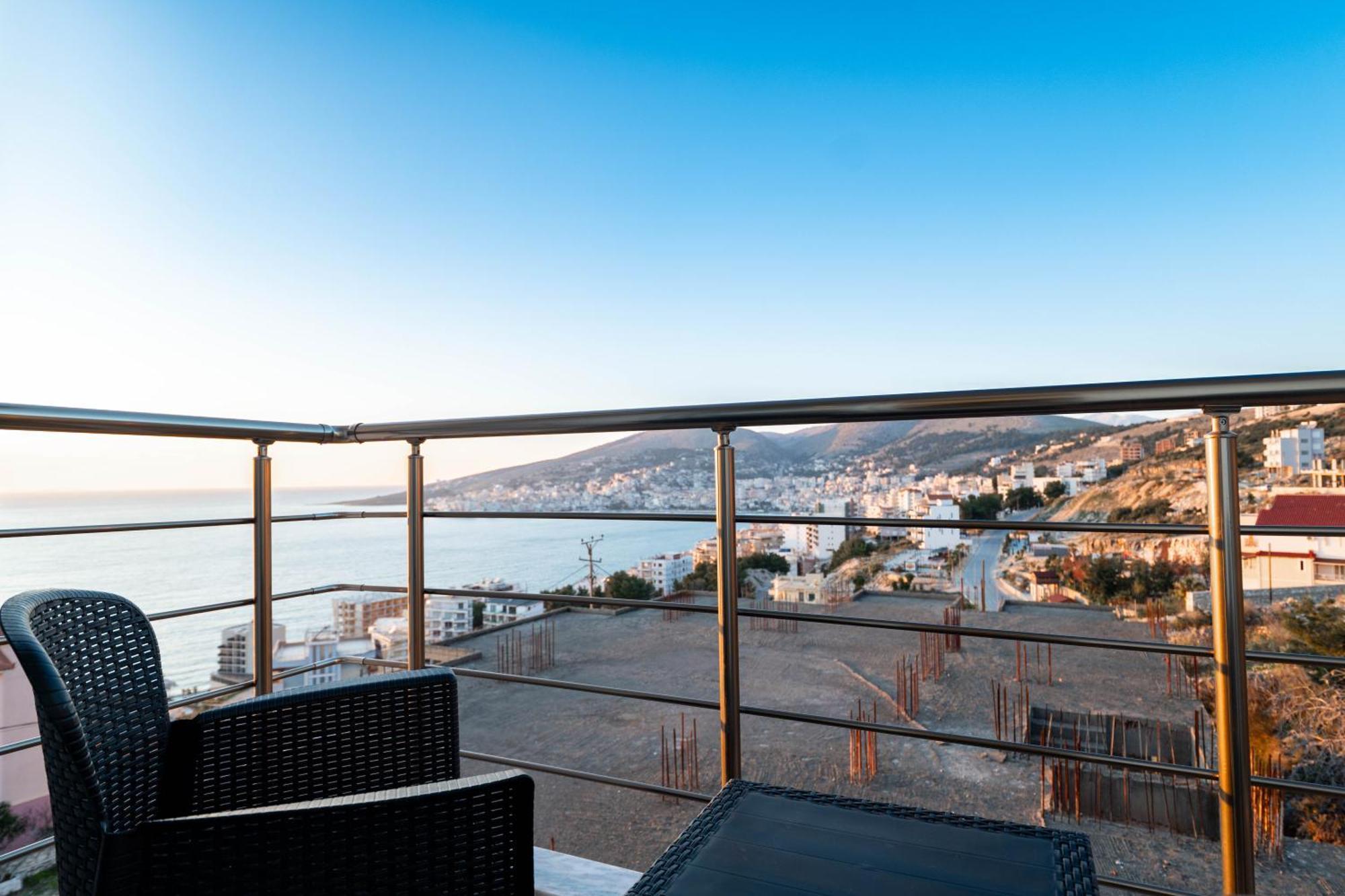 Vila Amare Sarandë Exteriör bild